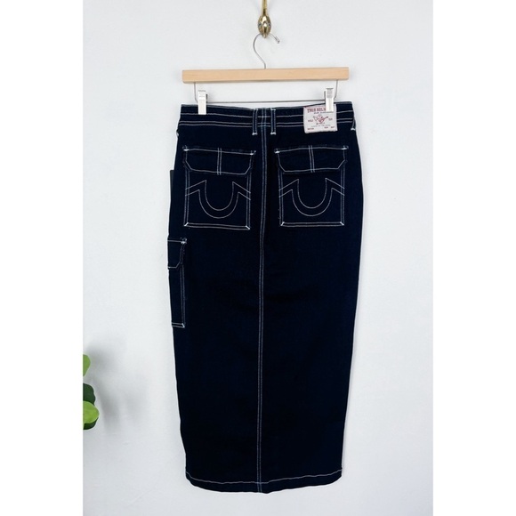 NWT True Religion Dark Wash Contrast Stitch Denim Cargo Slitted Maxi Skirt Sz 26 - Picture 2 of 11